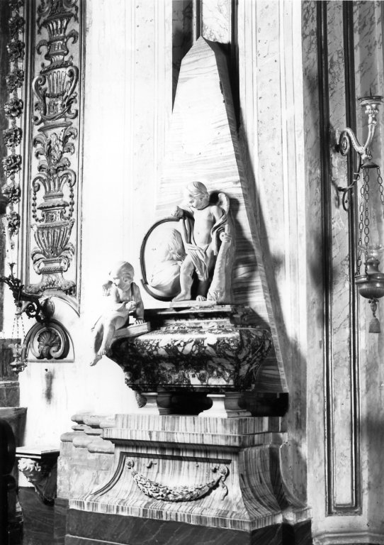 monumento funebre - ambito romano (sec. XVIII)
